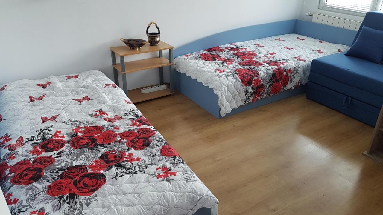 Rosarium Residence Guest House Dryanovo Buitenkant foto