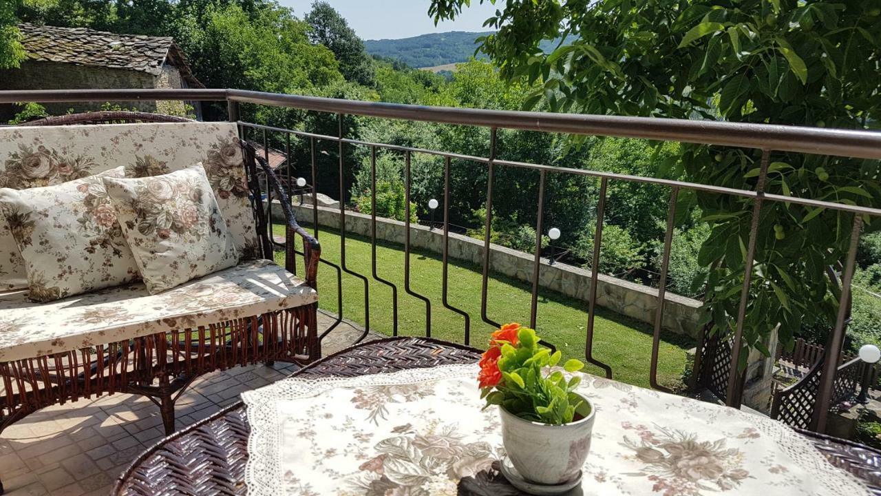 Rosarium Residence Guest House Dryanovo Buitenkant foto
