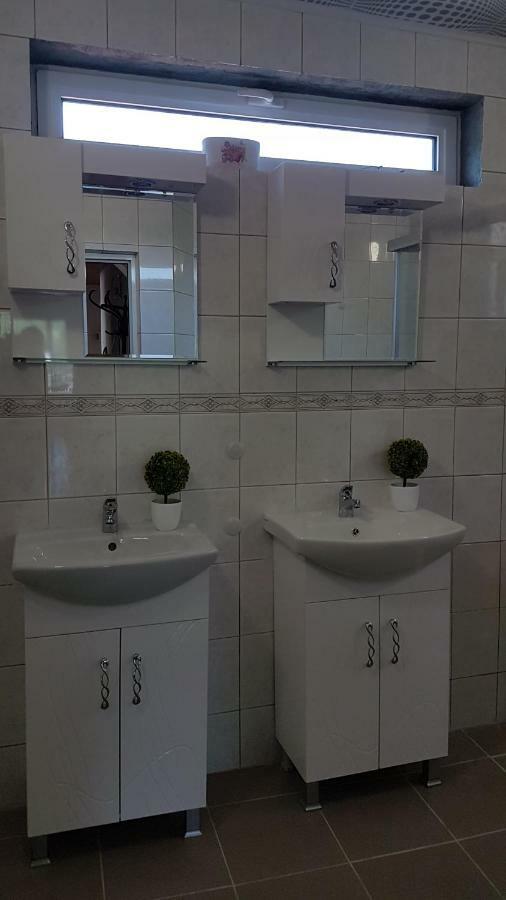 Rosarium Residence Guest House Dryanovo Buitenkant foto