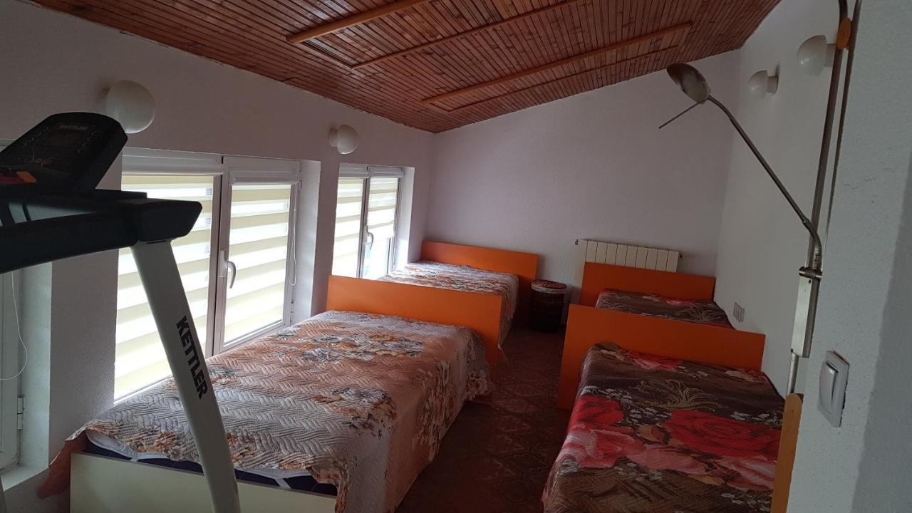 Rosarium Residence Guest House Dryanovo Buitenkant foto